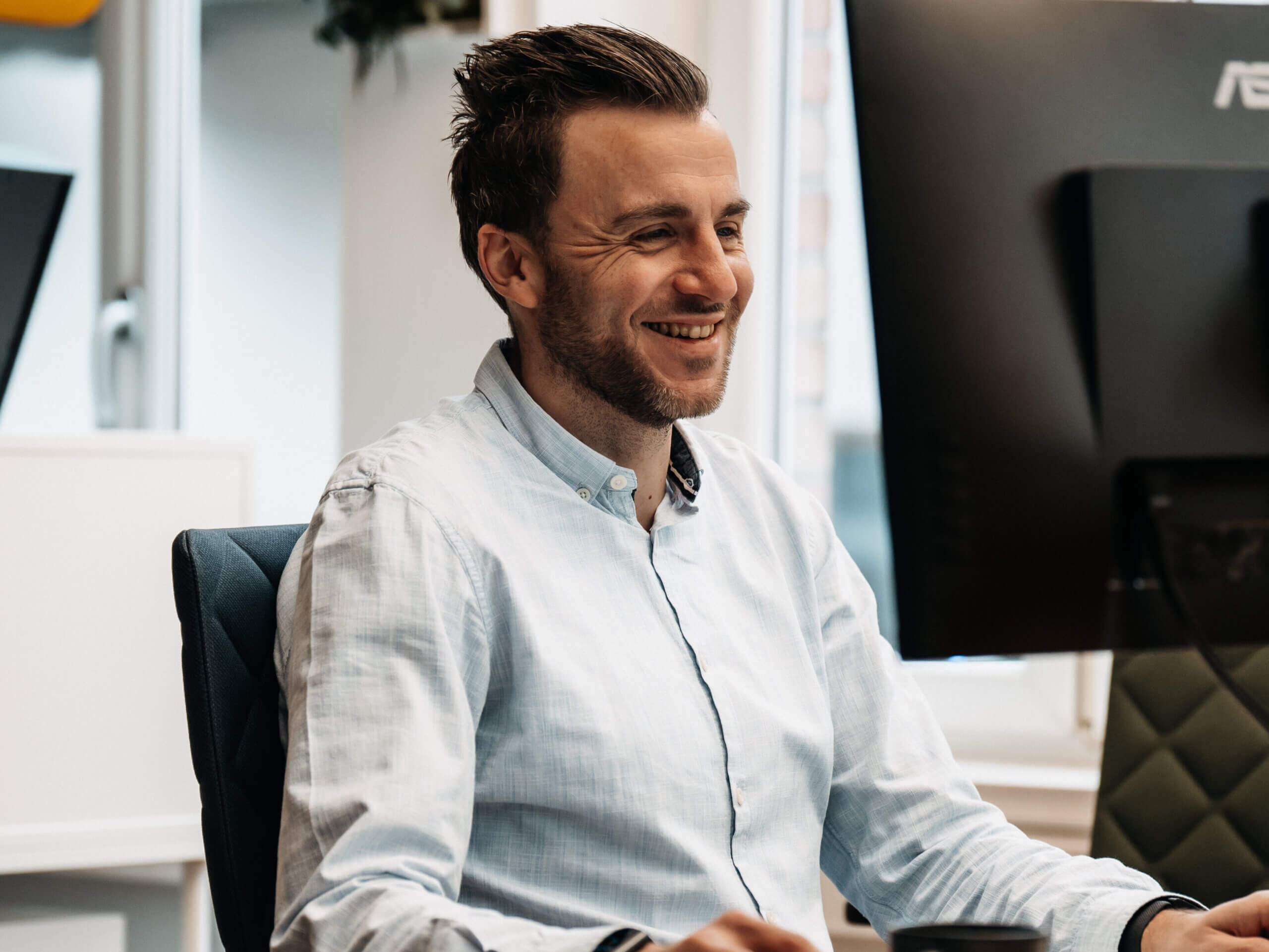 btr-office-carlebachmuehle-Bürostuhl-optimale-schreibtischhoehe